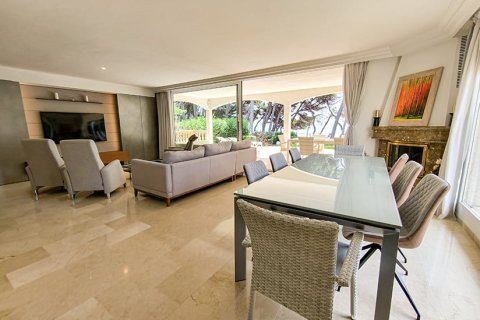 Villa till salu i Alcudia, Mallorca, Spanien 5 sovrum, 445 kvm. Nr. 148203 - foto 14