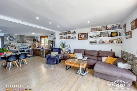 Villa en venta en Lloret de Mar, Gerona, España 13 dormitorios, 650 m2 No. 140162 - foto 15