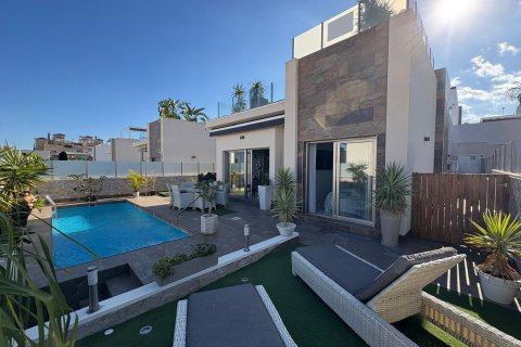 Villa zum Verkauf in Villamartin, Alicante, Spanien 4 Schlafzimmer, 123 m2 Nr. 140160 - Foto 2