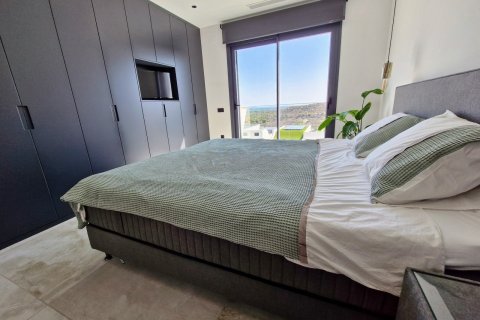 Villa for sale in Rojales, Alicante, Spain 3 bedrooms,  No. 140163 - photo 4