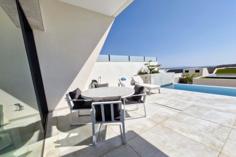 Villa for sale in Rojales, Alicante, Spain 3 bedrooms,  No. 140163 - photo 1