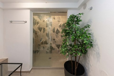 Villa en venta en Costa De La Calma, Mallorca, España 4 dormitorios, 300 m2 No. 151494 - foto 19