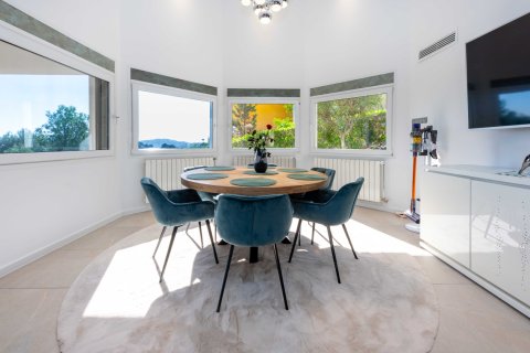 Villa en venta en Costa De La Calma, Mallorca, España 4 dormitorios, 300 m2 No. 151494 - foto 6