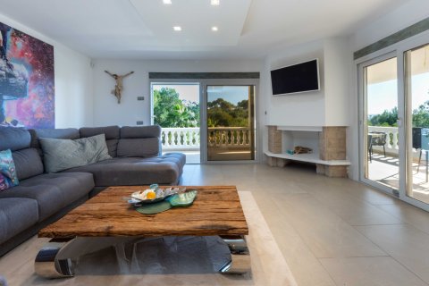 Villa en venta en Costa De La Calma, Mallorca, España 4 dormitorios, 300 m2 No. 151494 - foto 4