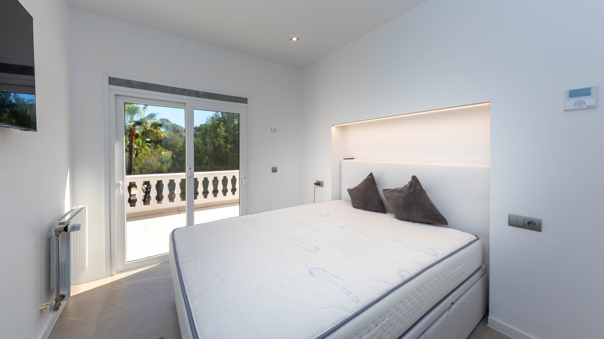 Villa i Costa De La Calma, Mallorca, Spanien 4 sovrum, 300 kvm. Nr. 151494