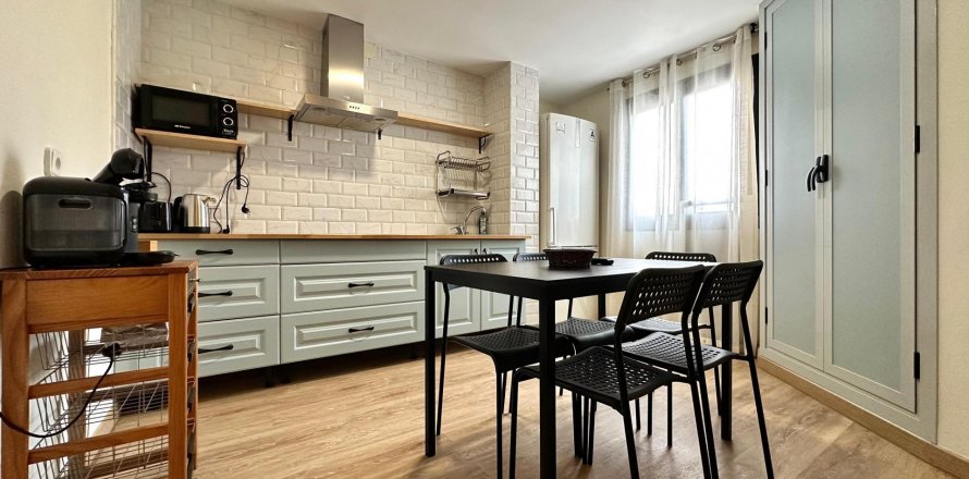 Apartment Alicante, Spain 2 bedrooms, 90 sq.m. No. 109183