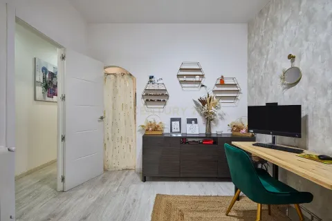 Сasa en venta en Terrassa, Barcelona, España 5 dormitorios, 216 m2 No. 193834 - foto 13