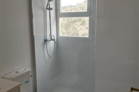 Продажа квартиры в Бенидорм, Аликанте, Испания 2 спальни, 107м2 №142714 - фото 3