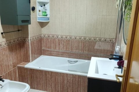 Appartamento in vendita a Torrevieja, Alicante, Spagna 4 camere da letto, 110 mq. N° 142717 - foto 10