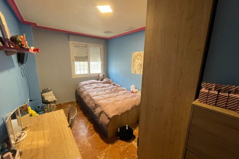 Apartment à vendre à Torrevieja, Alicante, Espagne, 4 chambres, 110 m2 No. 142717 - photo 16