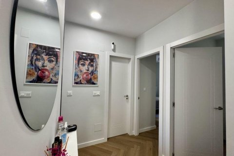 Kattohuoneisto myytävänä Torrevieja, Alicante, Espanja, 2 makuuhuonetta, 60 m2 No. 142716 - kuva 1