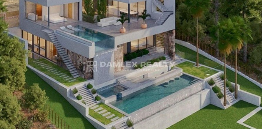Villa a Calonge, Girona, Spagna 5 camere da letto, 411 mq. N° 176685