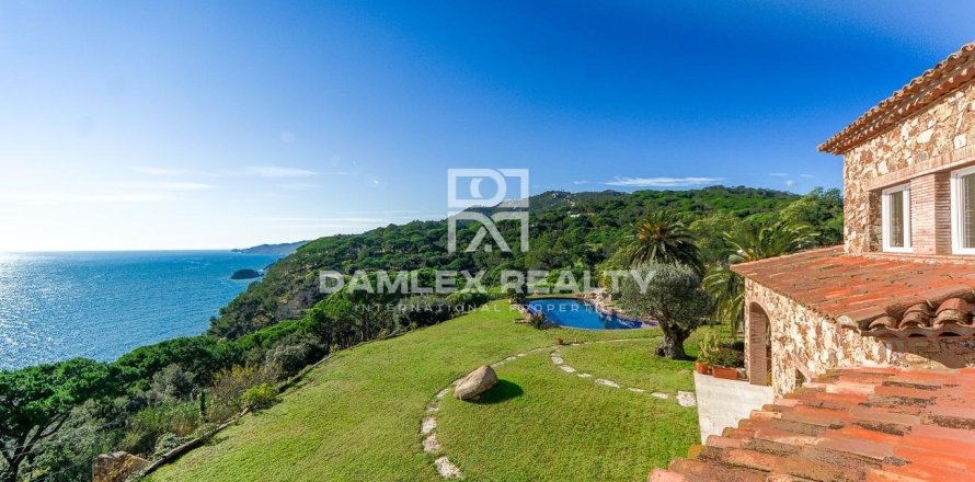 Huvila Sant Feliu de Guixols, Girona, Espanja 9 makuuhuonetta, 700 m2 No. 176690