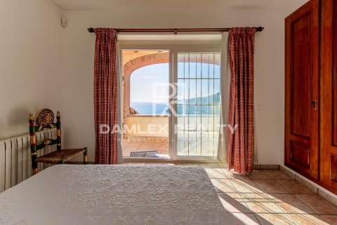 Huvila myytävänä Sant Feliu de Guixols, Girona, Espanja, 9 makuuhuonetta, 700 m2 No. 176690 - kuva 17