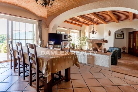 Huvila myytävänä Sant Feliu de Guixols, Girona, Espanja, 9 makuuhuonetta, 700 m2 No. 176690 - kuva 6