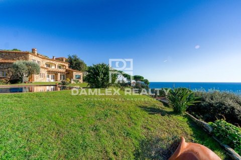 Huvila myytävänä Sant Feliu de Guixols, Girona, Espanja, 9 makuuhuonetta, 700 m2 No. 176690 - kuva 2