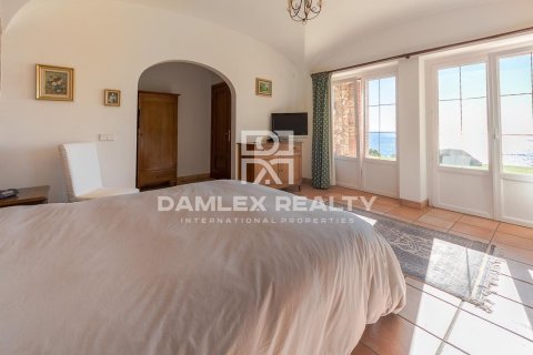 Huvila myytävänä Sant Feliu de Guixols, Girona, Espanja, 9 makuuhuonetta, 700 m2 No. 176690 - kuva 13