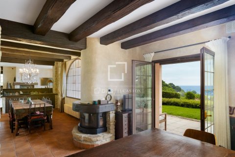 Villa for sale in Sant Pol de Mar, Barcelona, Spain 4 bedrooms, 641 sq.m. No. 150667 - photo 7