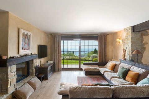 Villa for sale in Sant Pol de Mar, Barcelona, Spain 4 bedrooms, 641 sq.m. No. 150667 - photo 12