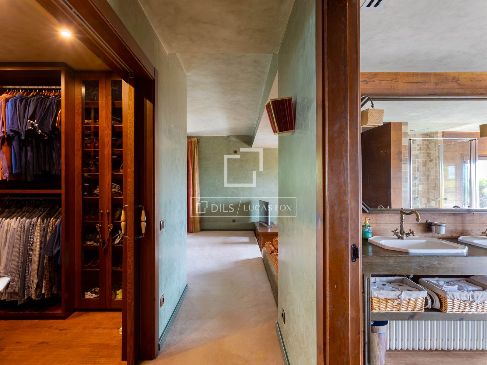 Villa en Sant Pol de Mar, Barcelona, España 4 dormitorios, 641 m2 No. 150667