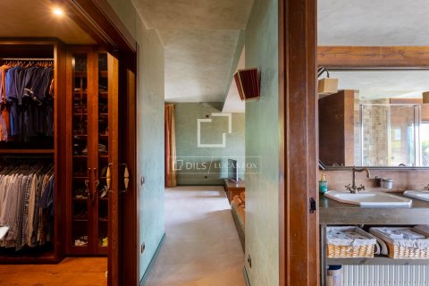 Villa for sale in Sant Pol de Mar, Barcelona, Spain 4 bedrooms, 641 sq.m. No. 150667 - photo 14