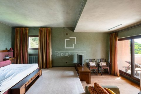 Villa for sale in Sant Pol de Mar, Barcelona, Spain 4 bedrooms, 641 sq.m. No. 150667 - photo 16