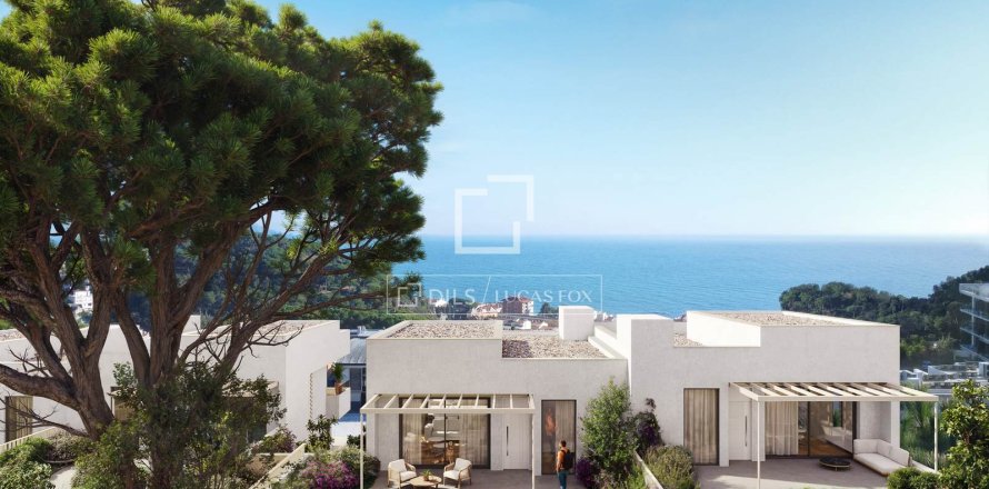 Villa in Caldes d'Estrac, Barcelona, Spain 4 bedrooms, 275 sq.m. No. 150664