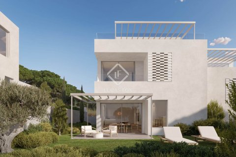 Villa for sale in Caldes d'Estrac, Barcelona, Spain 4 bedrooms, 275 sq.m. No. 150665 - photo 30