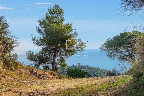 Villa for sale in Caldes d'Estrac, Barcelona, Spain 5 bedrooms, 271 sq.m. No. 150669 - photo 3