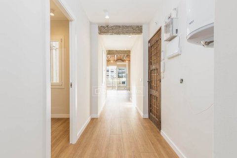 Apartamento en venta en Barcelona, España 3 dormitorios, 84 m2 No. 150668 - foto 13
