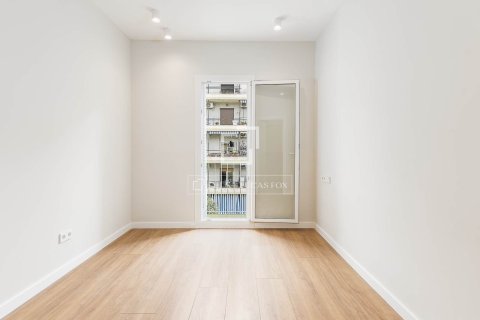 Apartamento en venta en Barcelona, España 3 dormitorios, 84 m2 No. 150668 - foto 15
