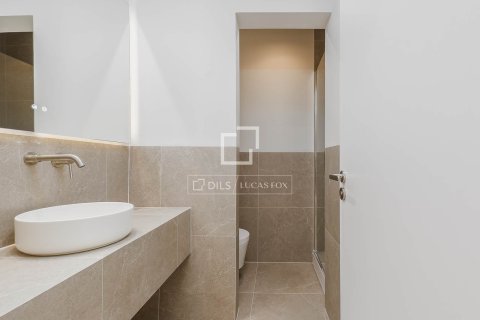 Apartamento en venta en Barcelona, España 3 dormitorios, 84 m2 No. 150668 - foto 19
