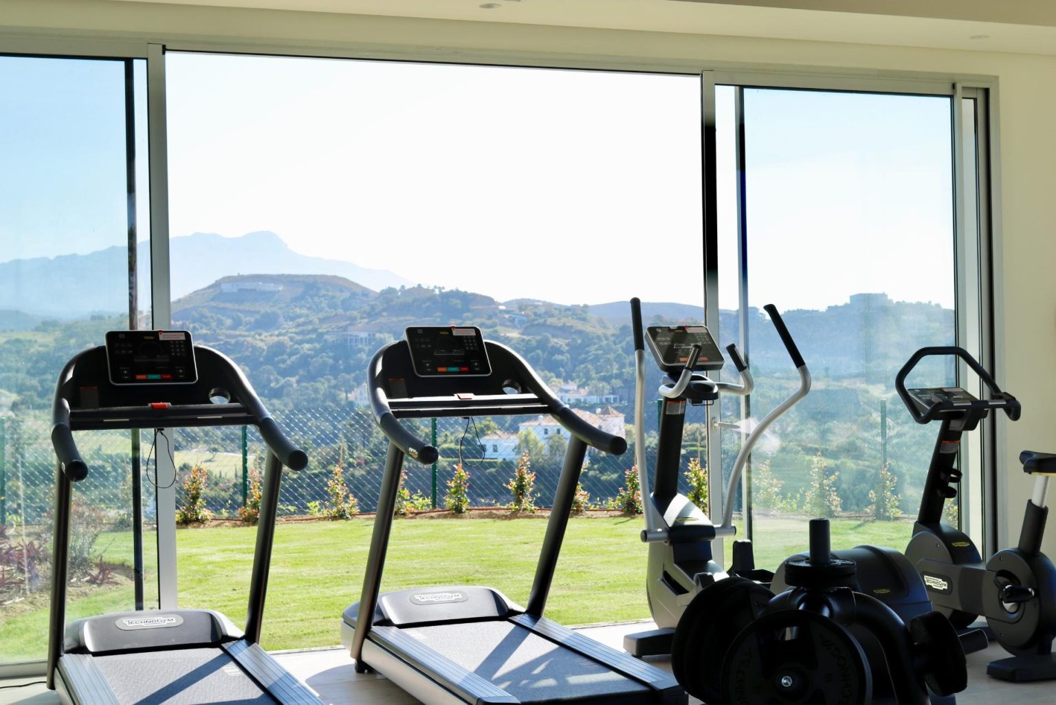 Huoneisto Benahavis, Malaga, Espanja 3 makuuhuonetta, 281 m2 No. 136015