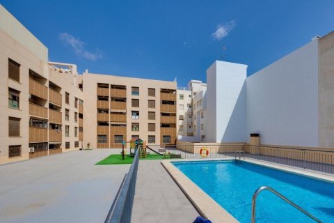 Appartamento in vendita a Torrevieja, Alicante, Spagna 2 camere da letto, 80 mq. N° 177527 - foto 19