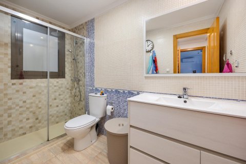 Appartamento in vendita a Torrevieja, Alicante, Spagna 2 camere da letto, 80 mq. N° 177527 - foto 13