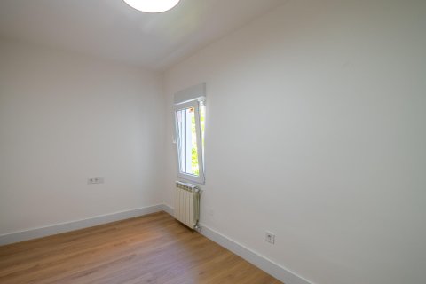 Dzīvoklis pārdošanā Fuenlabrada, Madrid, Spānijā 1 istaba, 84 m2 Nr. 177528 - attēls 18