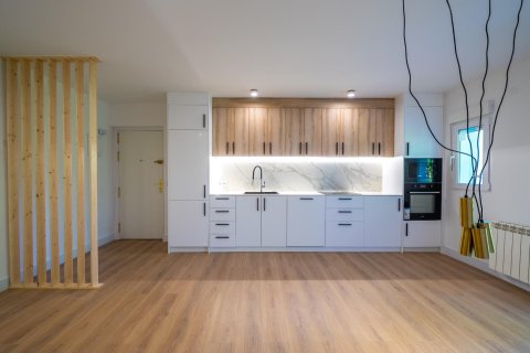 Dzīvoklis pārdošanā Fuenlabrada, Madrid, Spānijā 1 istaba, 84 m2 Nr. 177528 - attēls 9