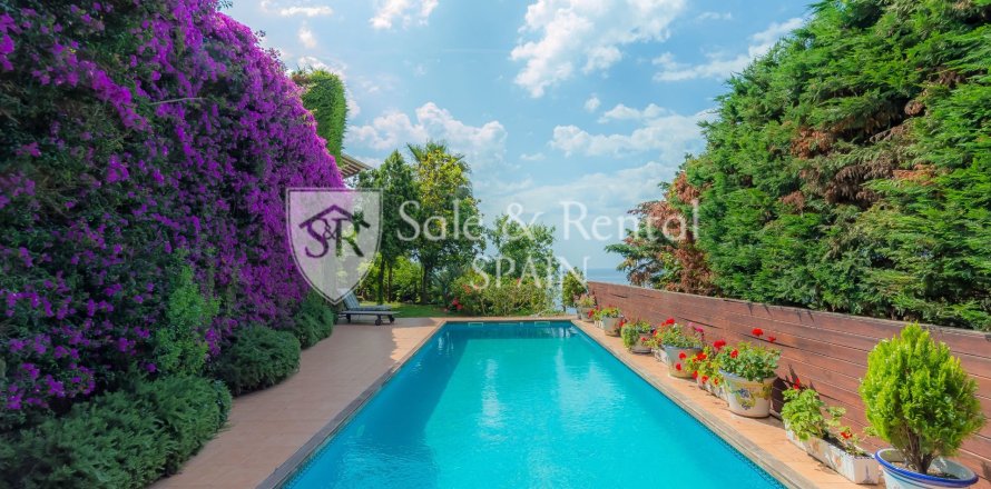 Casa a Lloret de Mar, Girona, Spagna 5 camere da letto, 326 mq. N° 166498