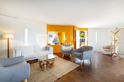 Hus till salu i Begur, Girona, Spanien 3 sovrum, 130 kvm. Nr. 166501 - foto 18