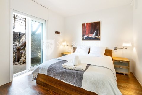 Hus till salu i Begur, Girona, Spanien 3 sovrum, 130 kvm. Nr. 166501 - foto 29