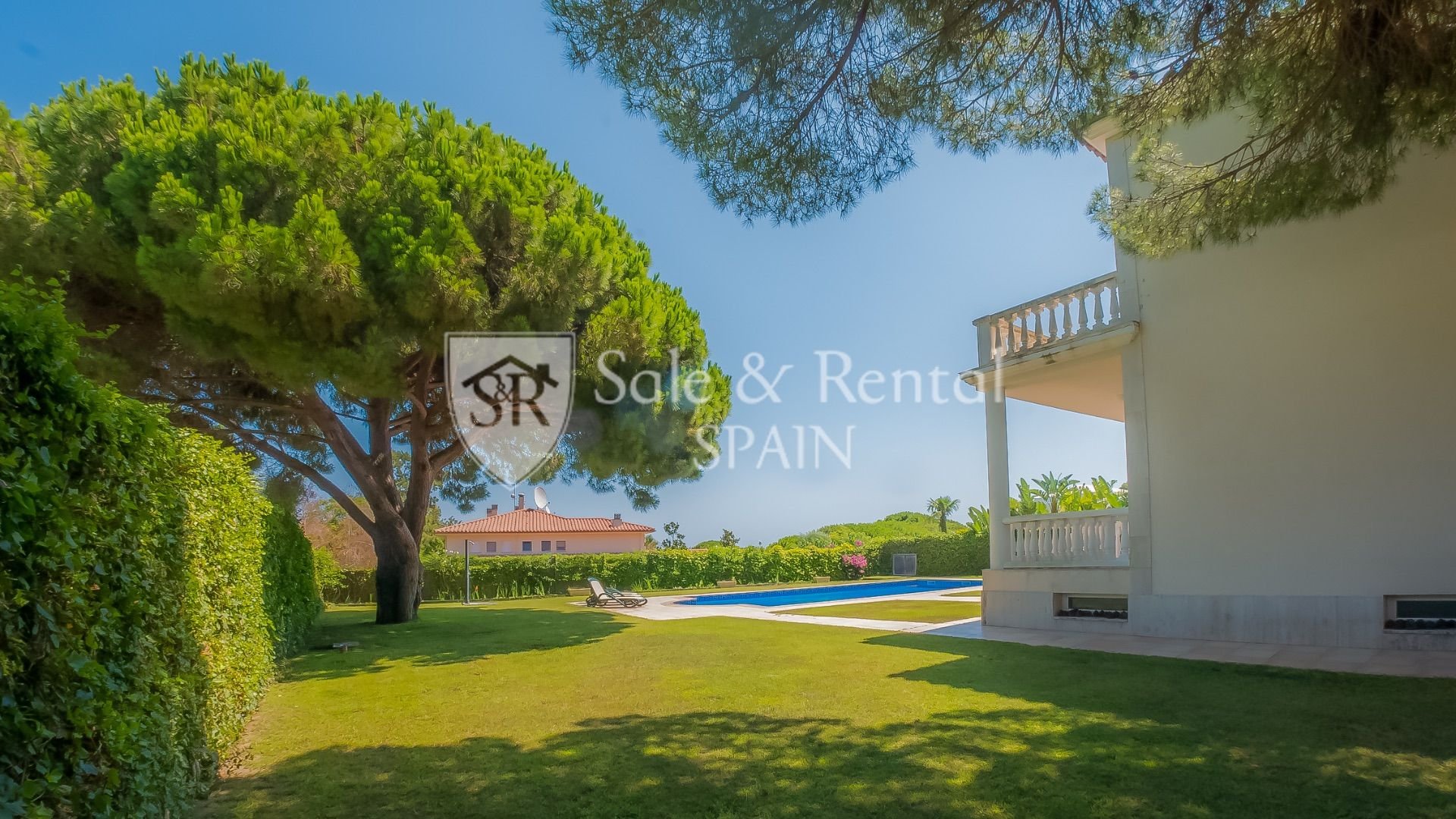 Hus i Platja D'aro, Girona, Spanien 6 sovrum, 371 kvm. Nr. 166500