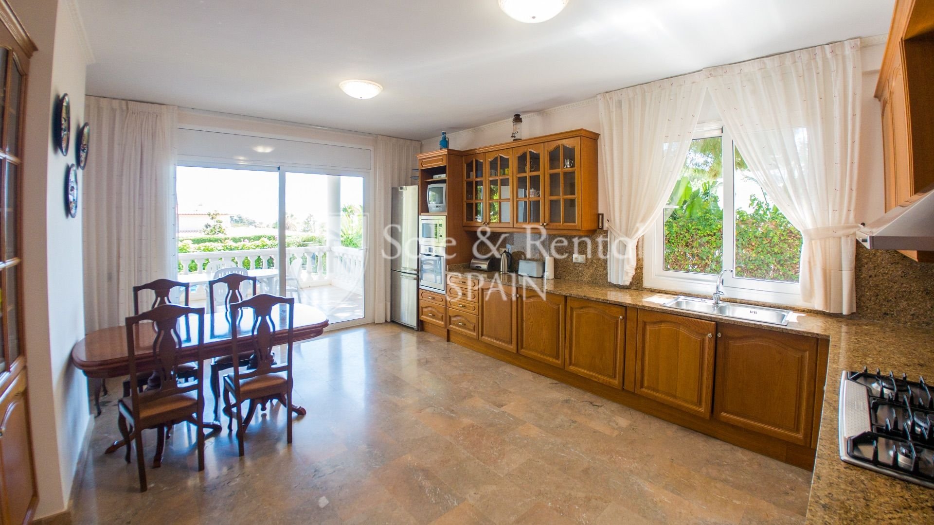 Hus i Platja D'aro, Girona, Spanien 6 sovrum, 371 kvm. Nr. 166500