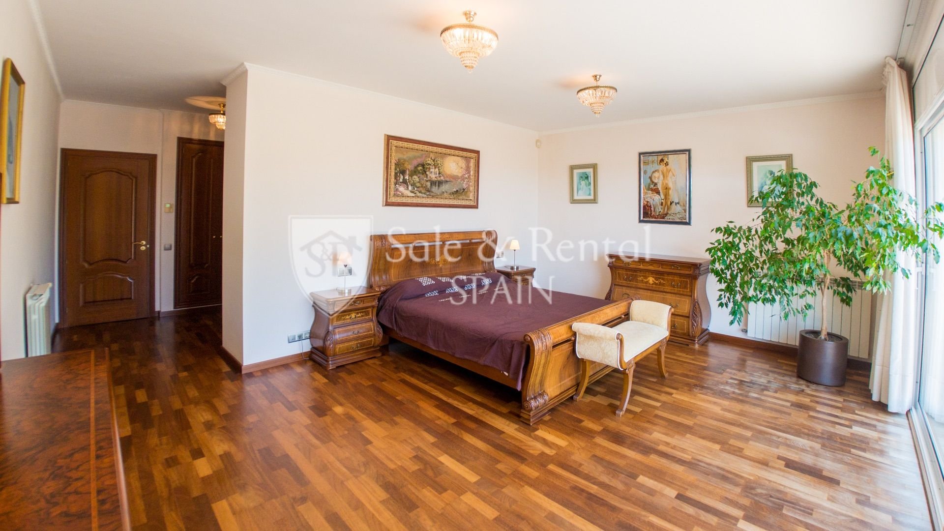 Hus i Platja D'aro, Girona, Spanien 6 sovrum, 371 kvm. Nr. 166500