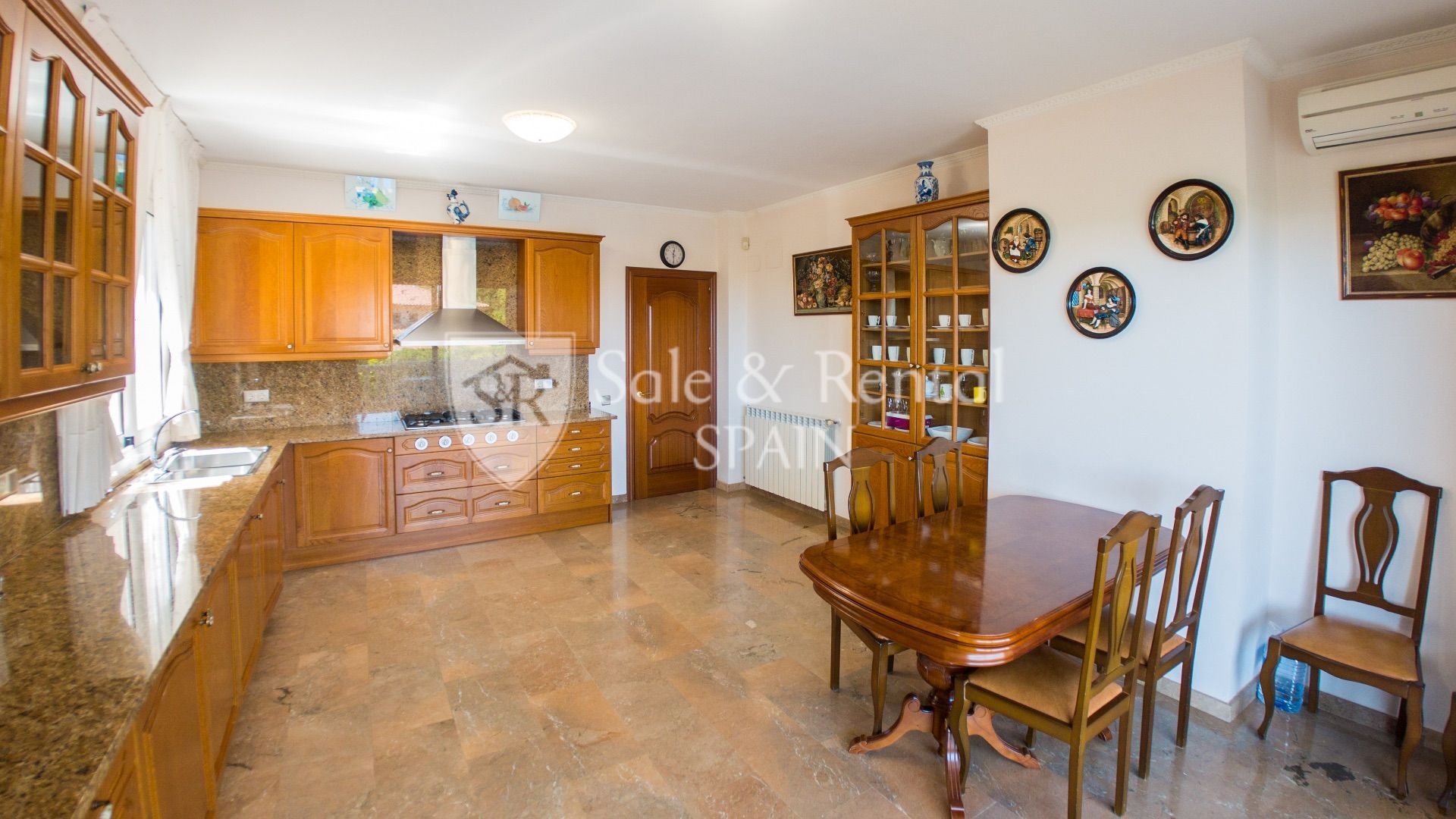 Hus i Platja D'aro, Girona, Spanien 6 sovrum, 371 kvm. Nr. 166500