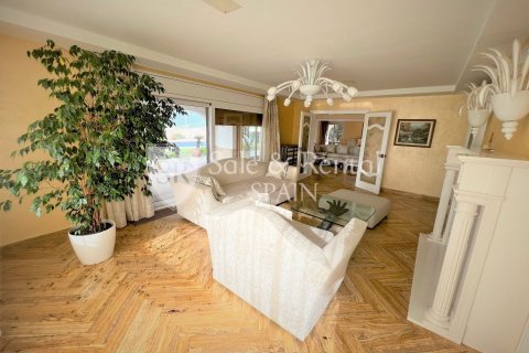 Talo myytävänä Sant Feliu de Guixols, Girona, Espanja, 10 makuuhuonetta, 1323 m2 No. 166496 - kuva 30