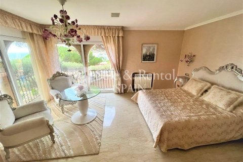 Talo myytävänä Sant Feliu de Guixols, Girona, Espanja, 10 makuuhuonetta, 1323 m2 No. 166496 - kuva 18