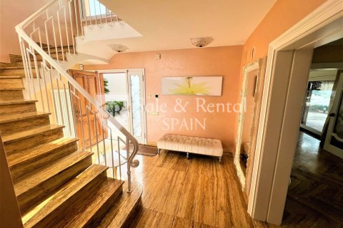 Talo myytävänä Sant Feliu de Guixols, Girona, Espanja, 10 makuuhuonetta, 1323 m2 No. 166496 - kuva 23