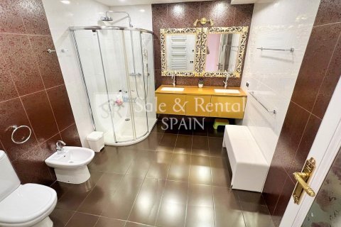 Talo myytävänä Sant Feliu de Guixols, Girona, Espanja, 10 makuuhuonetta, 1323 m2 No. 166496 - kuva 6