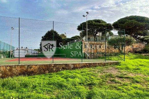 Talo myytävänä Sant Feliu de Guixols, Girona, Espanja, 10 makuuhuonetta, 1323 m2 No. 166496 - kuva 4