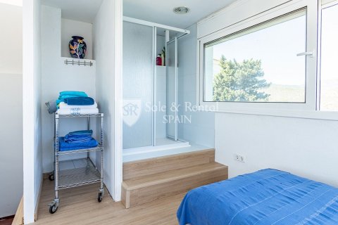 Hus till salu i Llanca, Girona, Spanien 5 sovrum, 225 kvm. Nr. 166495 - foto 23